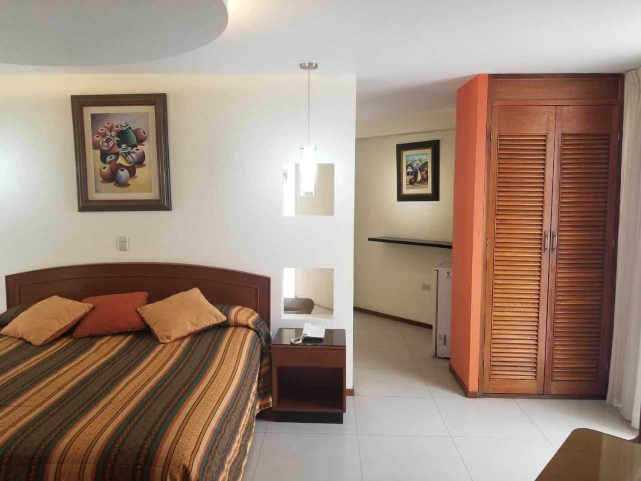 Hotel El Brujo La Merced トルヒーリョ エクステリア 写真