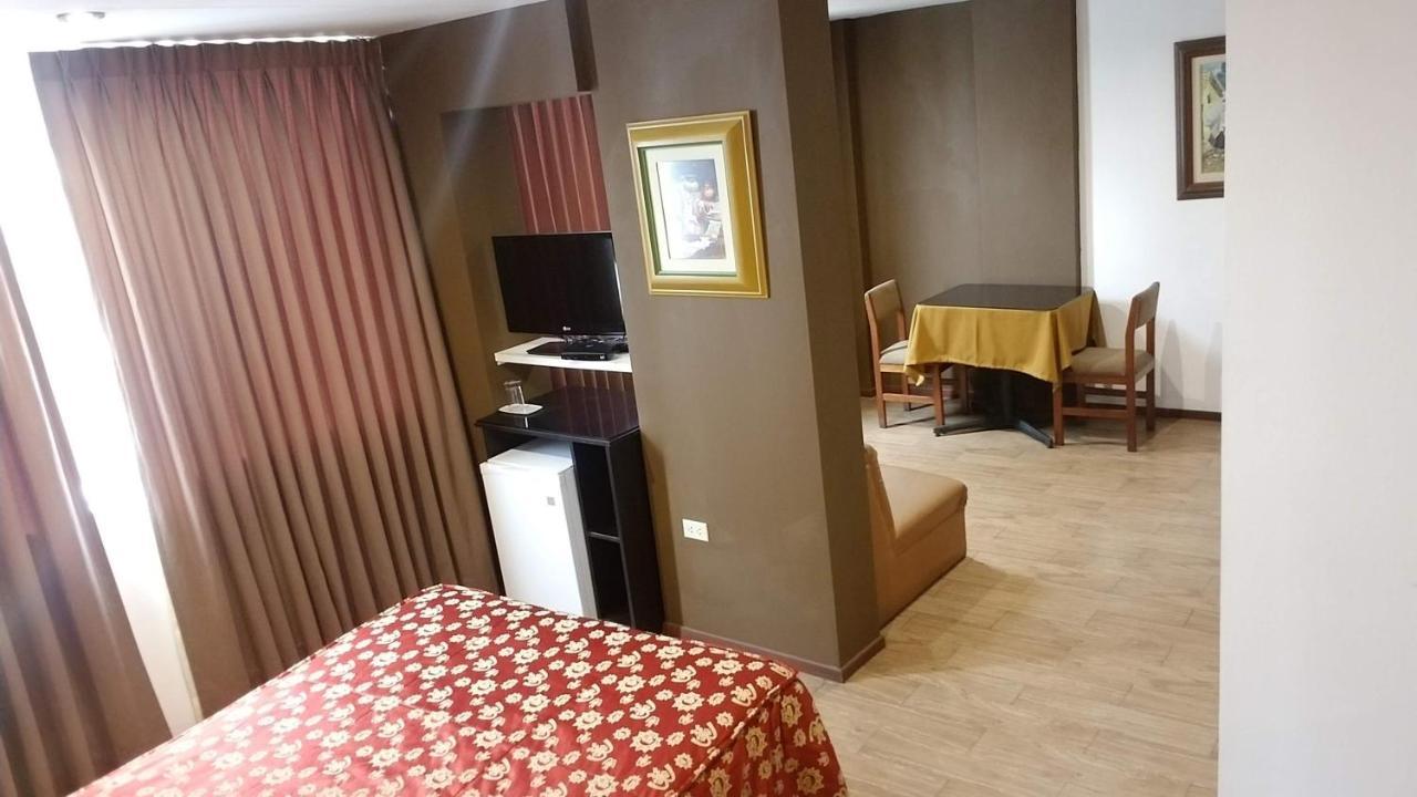 Hotel El Brujo La Merced トルヒーリョ エクステリア 写真