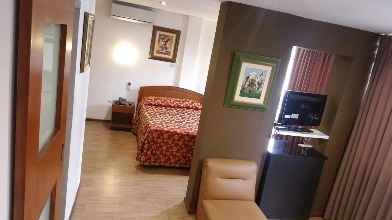 Hotel El Brujo La Merced トルヒーリョ エクステリア 写真